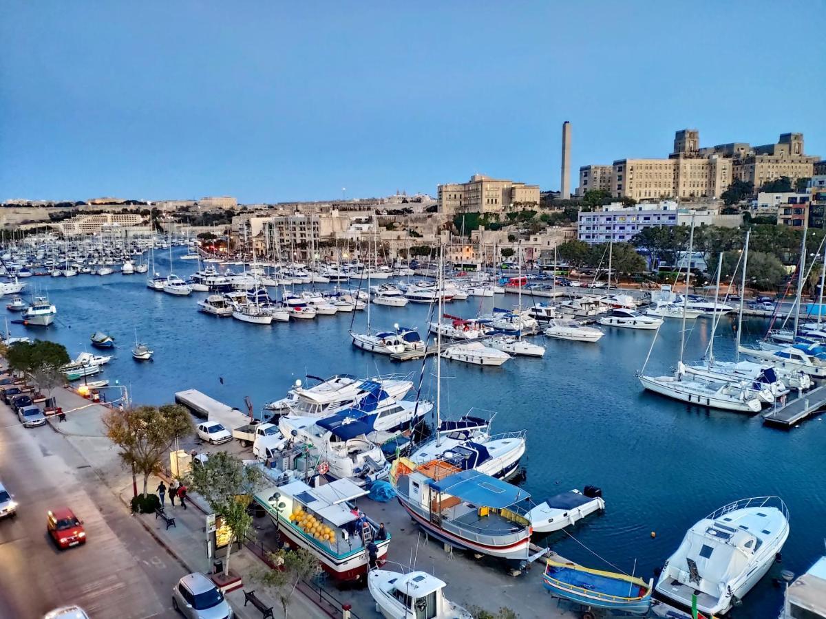 2 Bedroom, Central And Spacious Apartment With Sea View - 2 Msida Eksteriør bilde