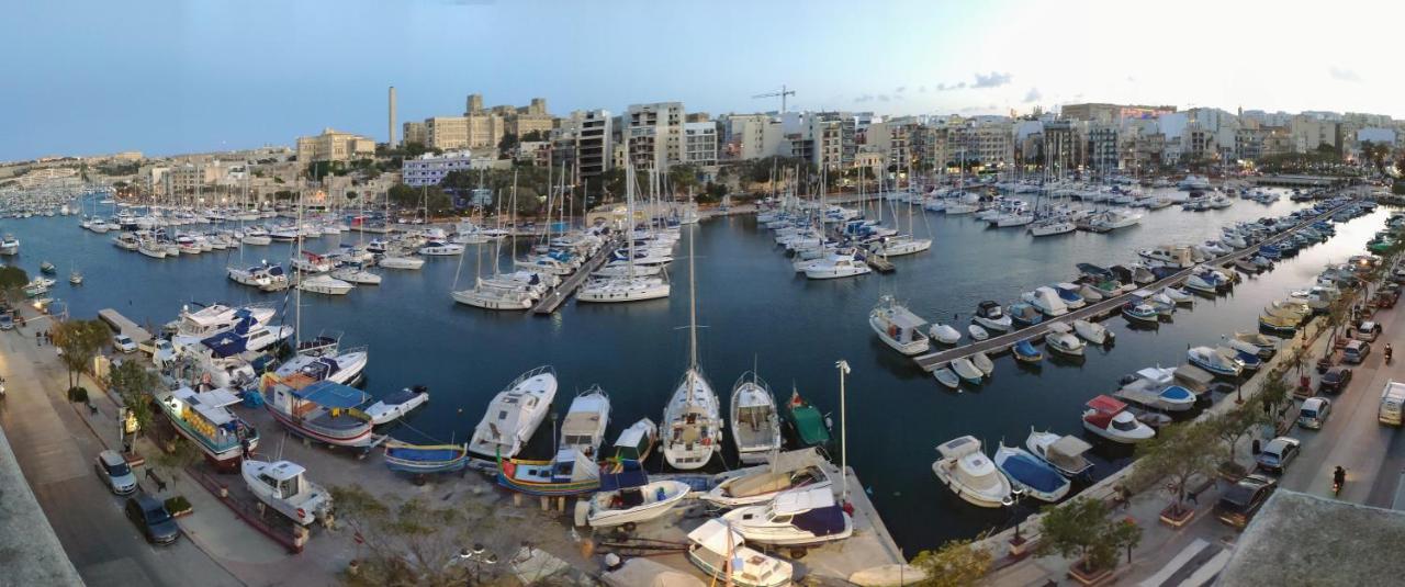 2 Bedroom, Central And Spacious Apartment With Sea View - 2 Msida Eksteriør bilde