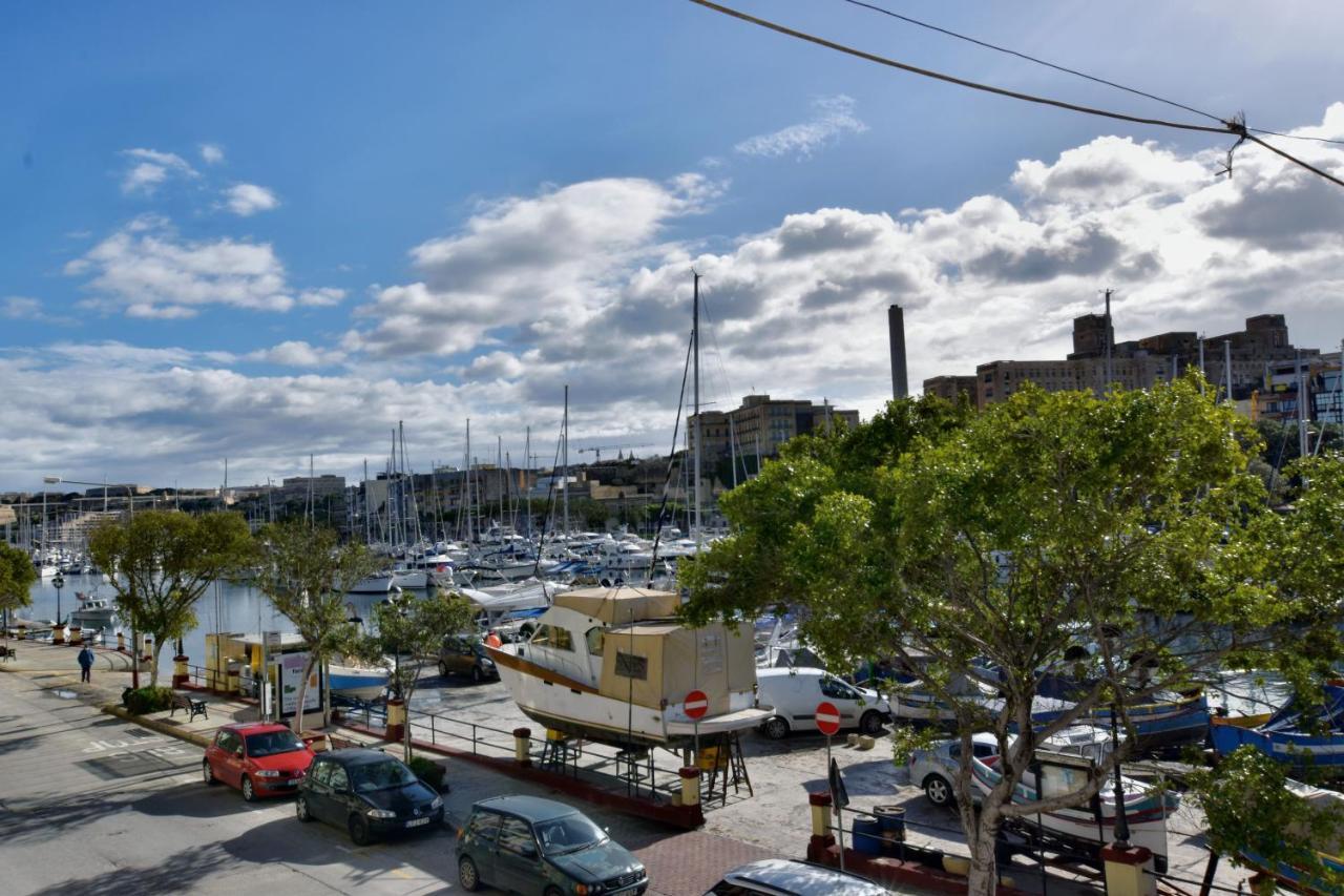 2 Bedroom, Central And Spacious Apartment With Sea View - 2 Msida Eksteriør bilde