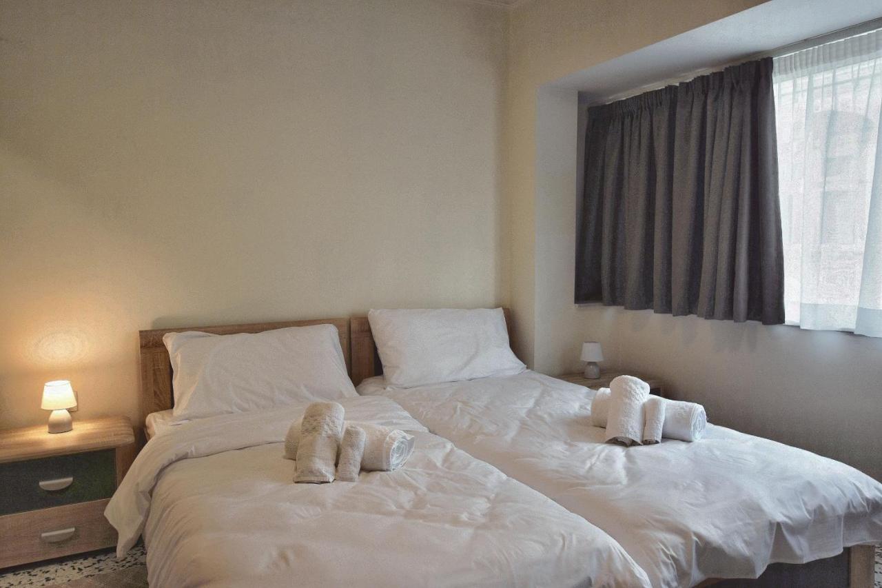 2 Bedroom, Central And Spacious Apartment With Sea View - 2 Msida Eksteriør bilde